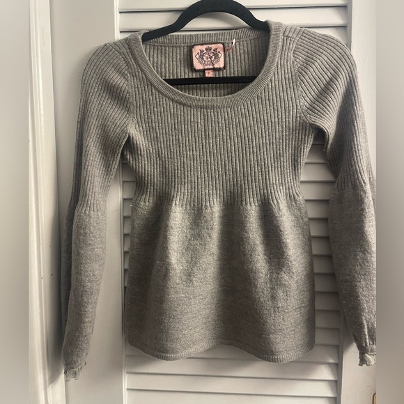 Juicy Couture Sweaters - Juicy Couture XS/P 50/50 Wool/Cashmere Babydoll Sweater w/Silk Trim on Cuffs